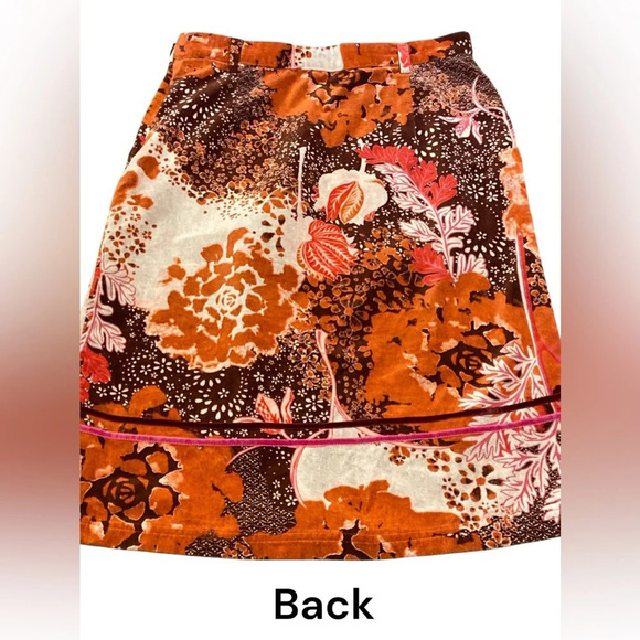 Beautiful oililly velvet pencil skirt with a floral print. Size 38 - Picture 3 of 7